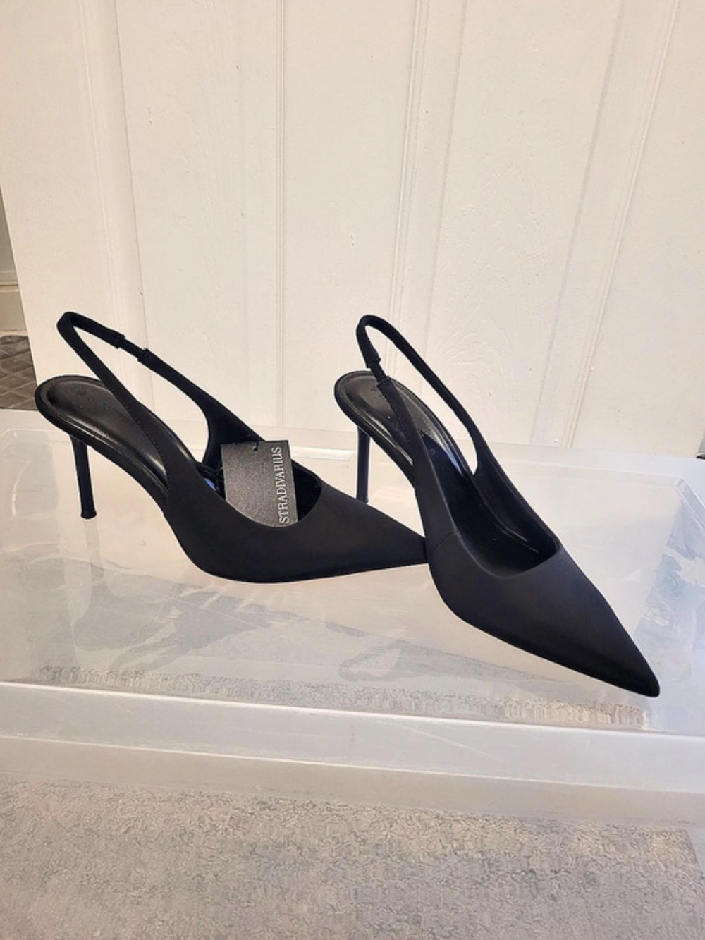 Stradivarius Black Pointed Toe Slingback Heels EU 39 / US 8 NWT